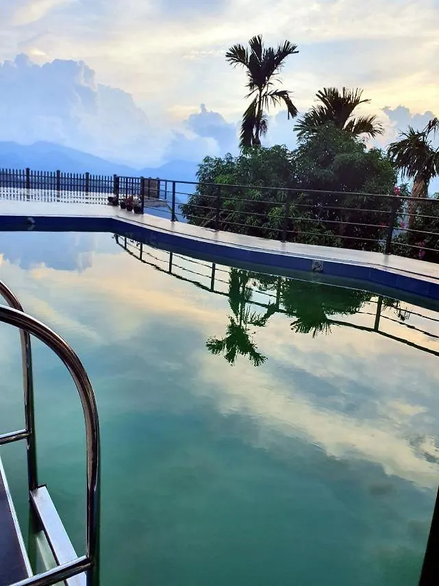Serenity Valley Ambuluwawa Resort Κάντι
