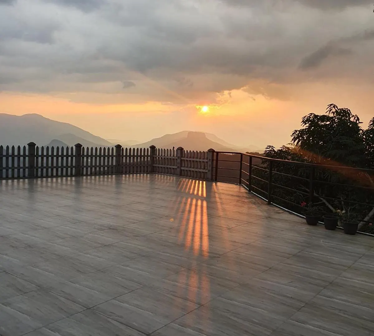 Πανσιόν Serenity Valley Ambuluwawa Resort Κάντι Σρι Λάνκα